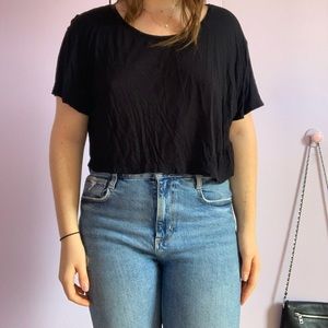 Basic Cropped Tee
